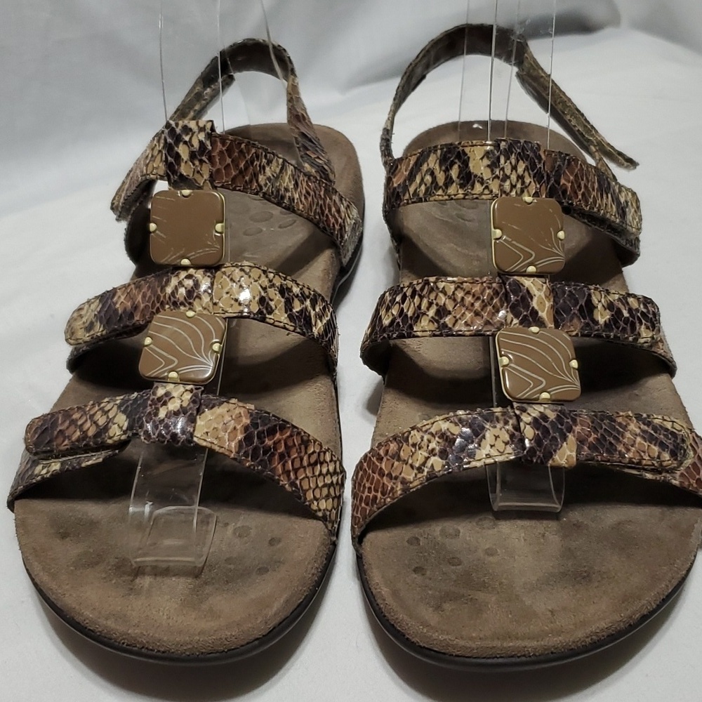 Vionic snakeskin print comfort sandals tan brown amber